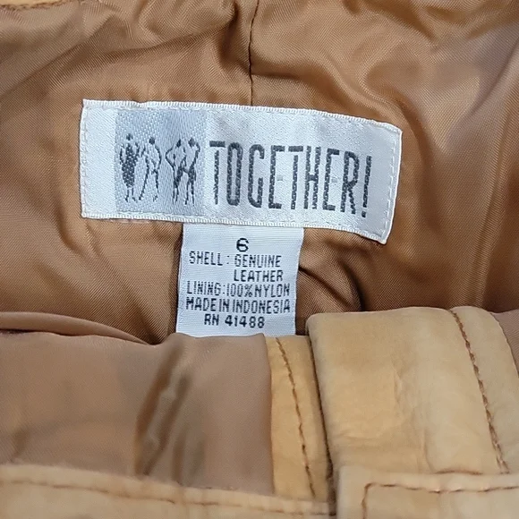 Vintage 80s 90s high waist tapered  camel leather  pants. Size 6 - Picture 3 of 13